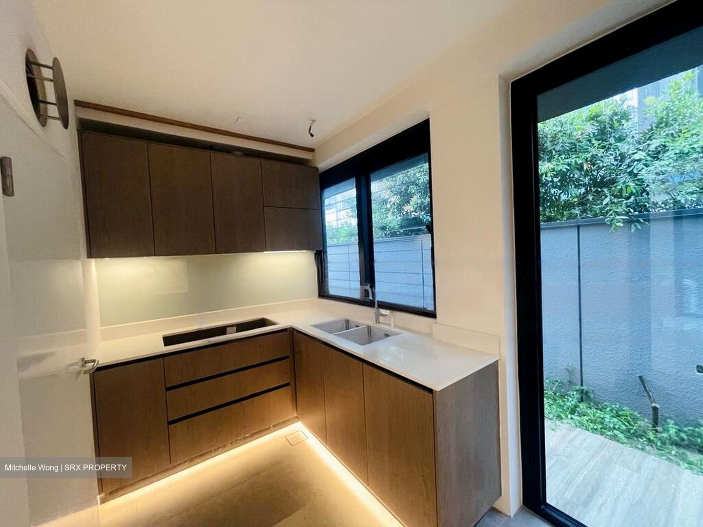 Kovan Road (D19), Detached #472318111